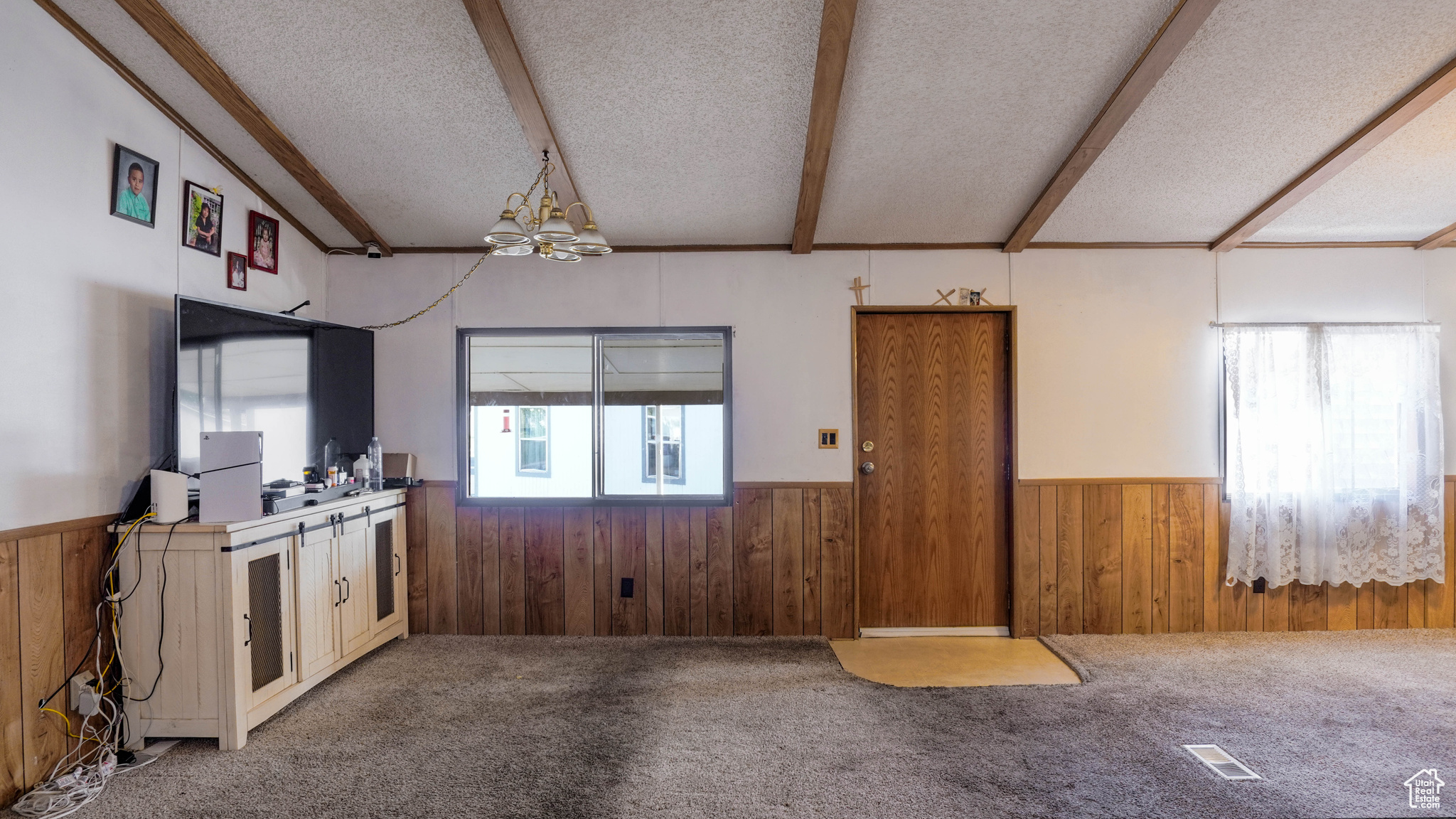 SOUTH WILLOW COMMUNITY - Residential