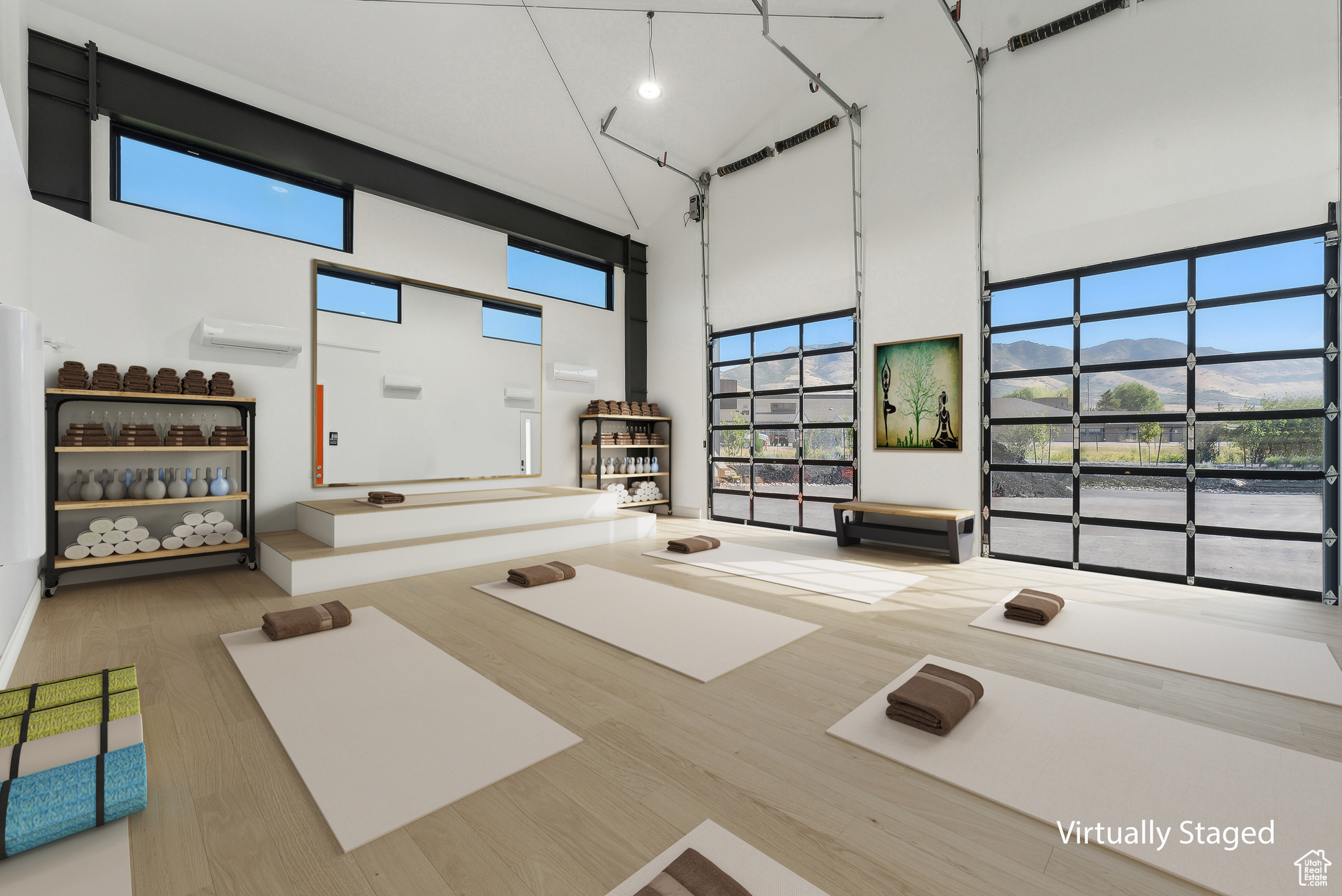 CLARK - Commercial Lease