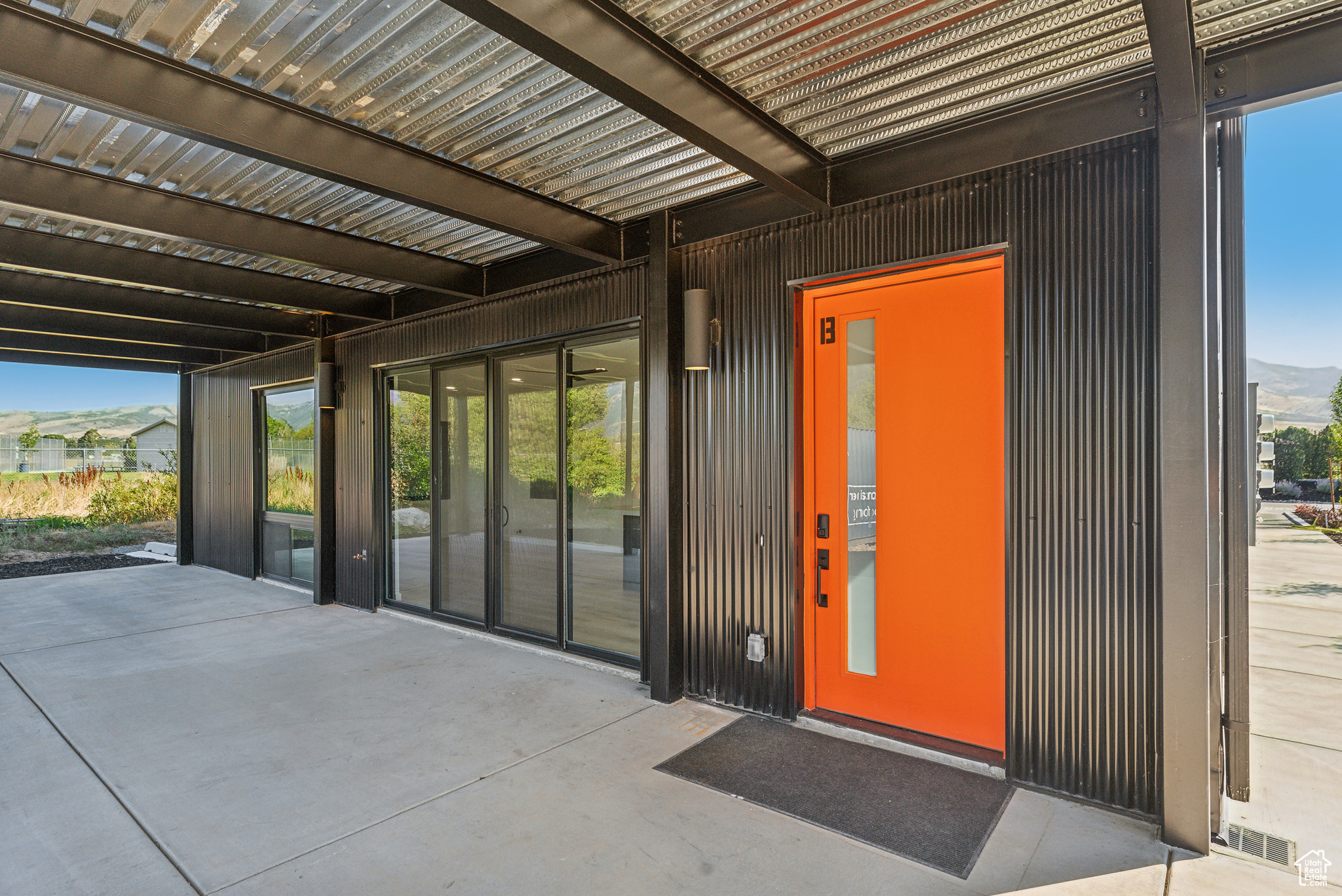 CLARK - Commercial Lease