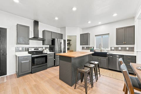 Tiny photo for 3623 E SAPPHIRE LN, Eagle Mountain, UT 84005 (MLS # 2180573)