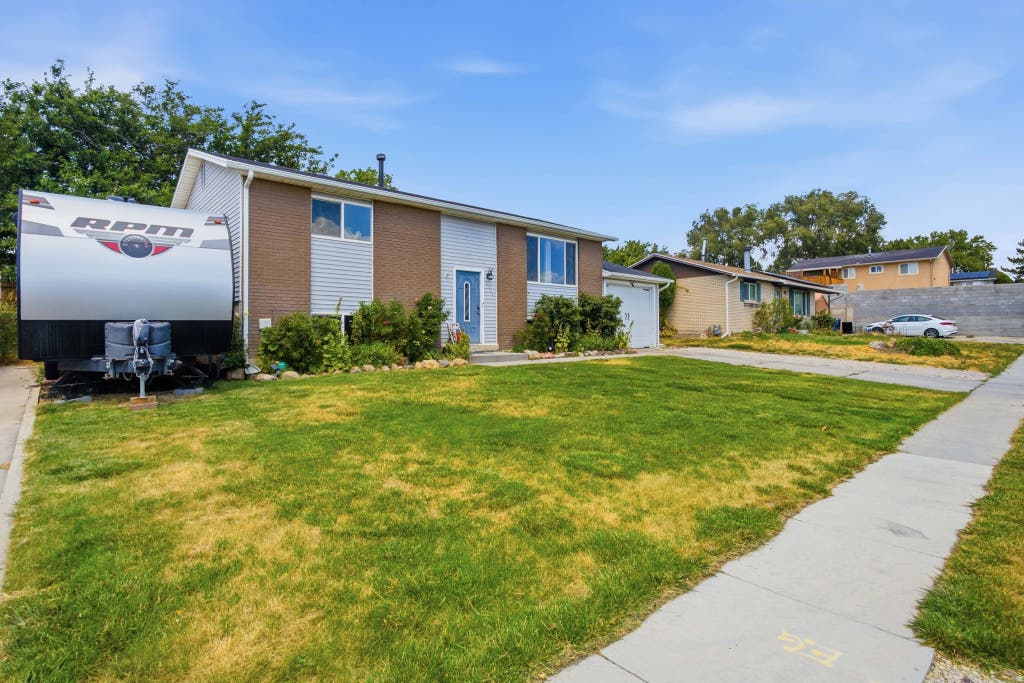 Photo of 6134 S MISTY WAY W, Salt Lake City, UT 84118 (MLS # 2169316)