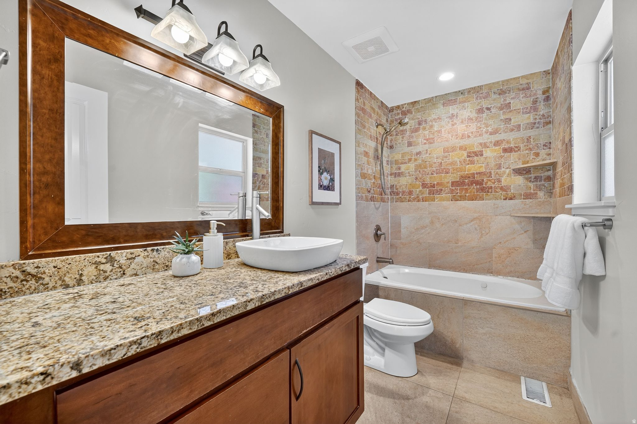 LORRAINE SUB - Residential