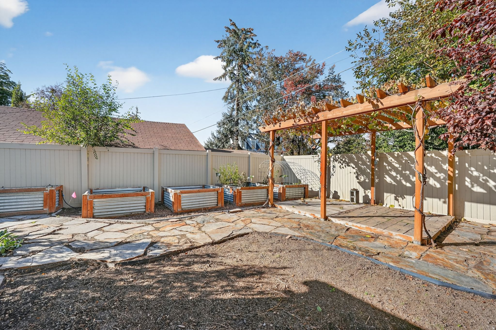 LORRAINE SUB - Residential