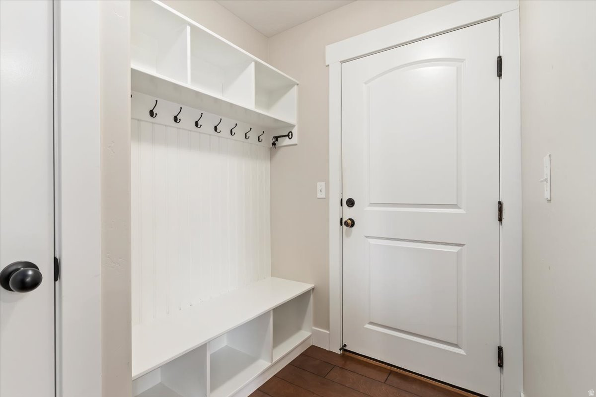 MT AIREY - Residential