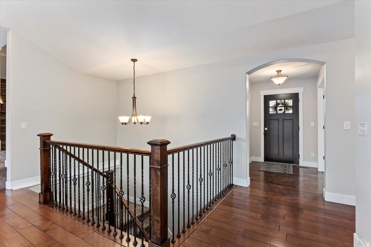 MT AIREY - Residential