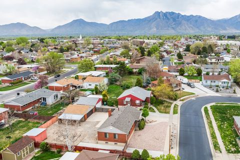 Tiny photo for 138 W 5818 S, Murray, UT 84107 (MLS # 2147205)