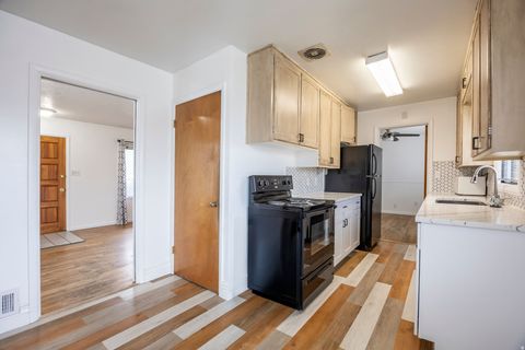 Tiny photo for 138 W 5818 S, Murray, UT 84107 (MLS # 2147205)
