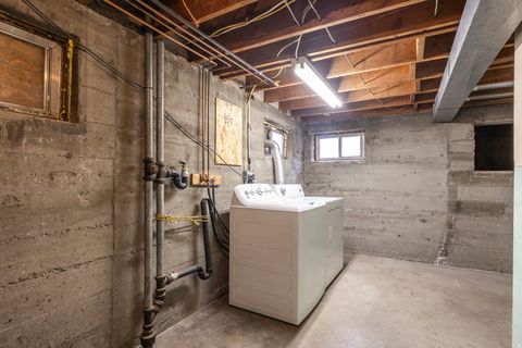 Tiny photo for 138 W 5818 S, Murray, UT 84107 (MLS # 2147205)