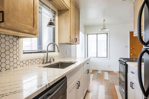 Tiny photo for 138 W 5818 S, Murray, UT 84107 (MLS # 2147205)