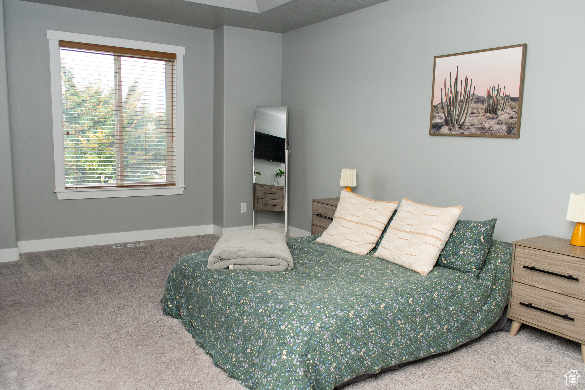 GREEN CANYON SQUARE - Residential