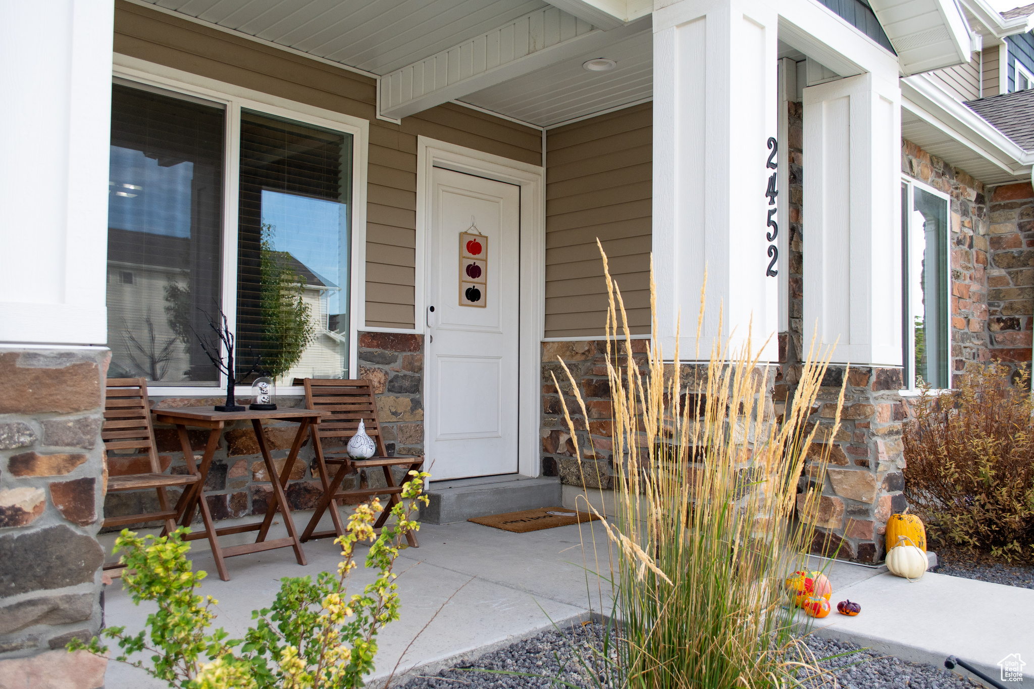 GREEN CANYON SQUARE - Residential