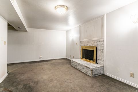 Tiny photo for 150 E 600 N #18, Kaysville, UT 84037 (MLS # 2143007)