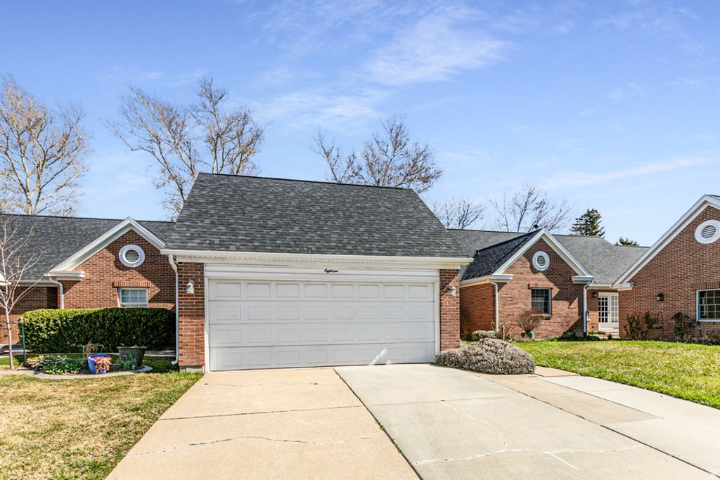 Photo of 150 E 600 N #18, Kaysville, UT 84037 (MLS # 2143007)