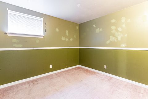 Tiny photo for 150 E 600 N #18, Kaysville, UT 84037 (MLS # 2143007)