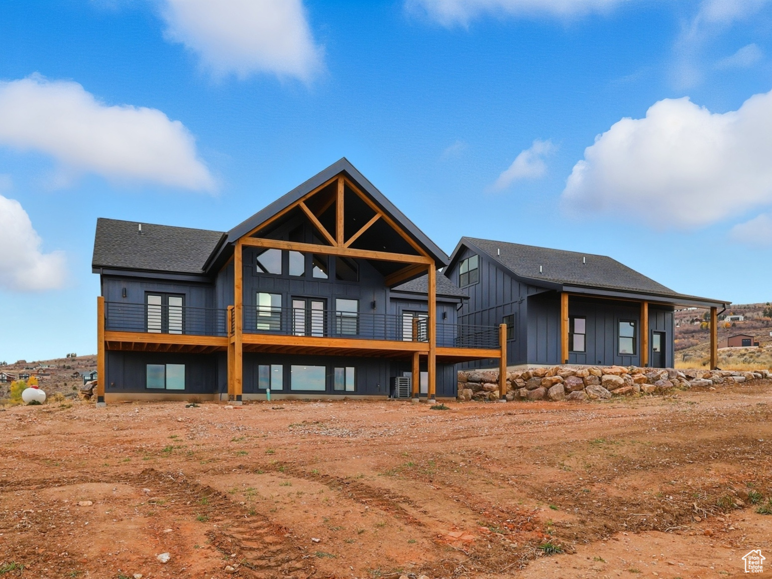 OMEGA SUB 4 - Residential