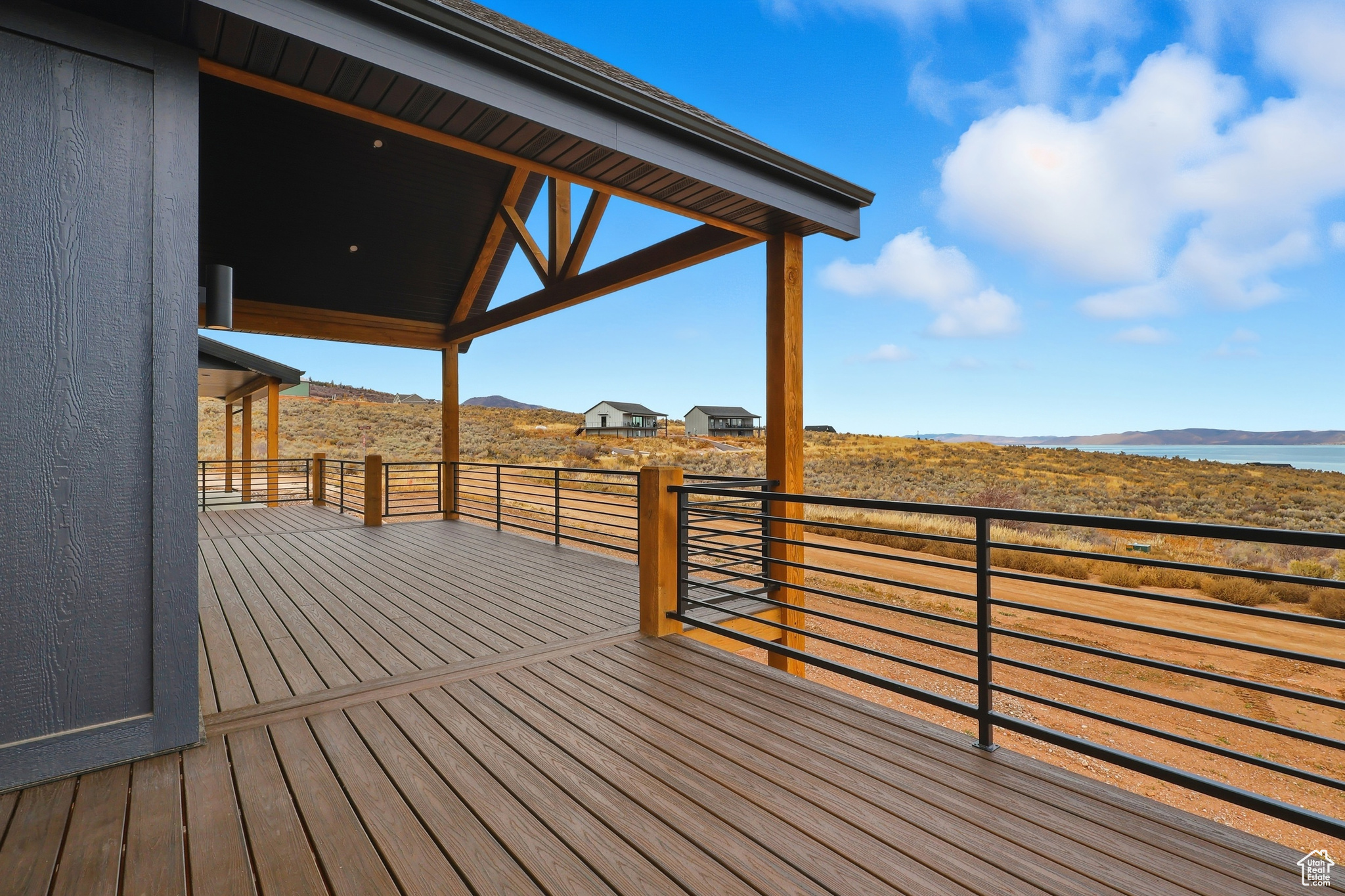 OMEGA SUB 4 - Residential