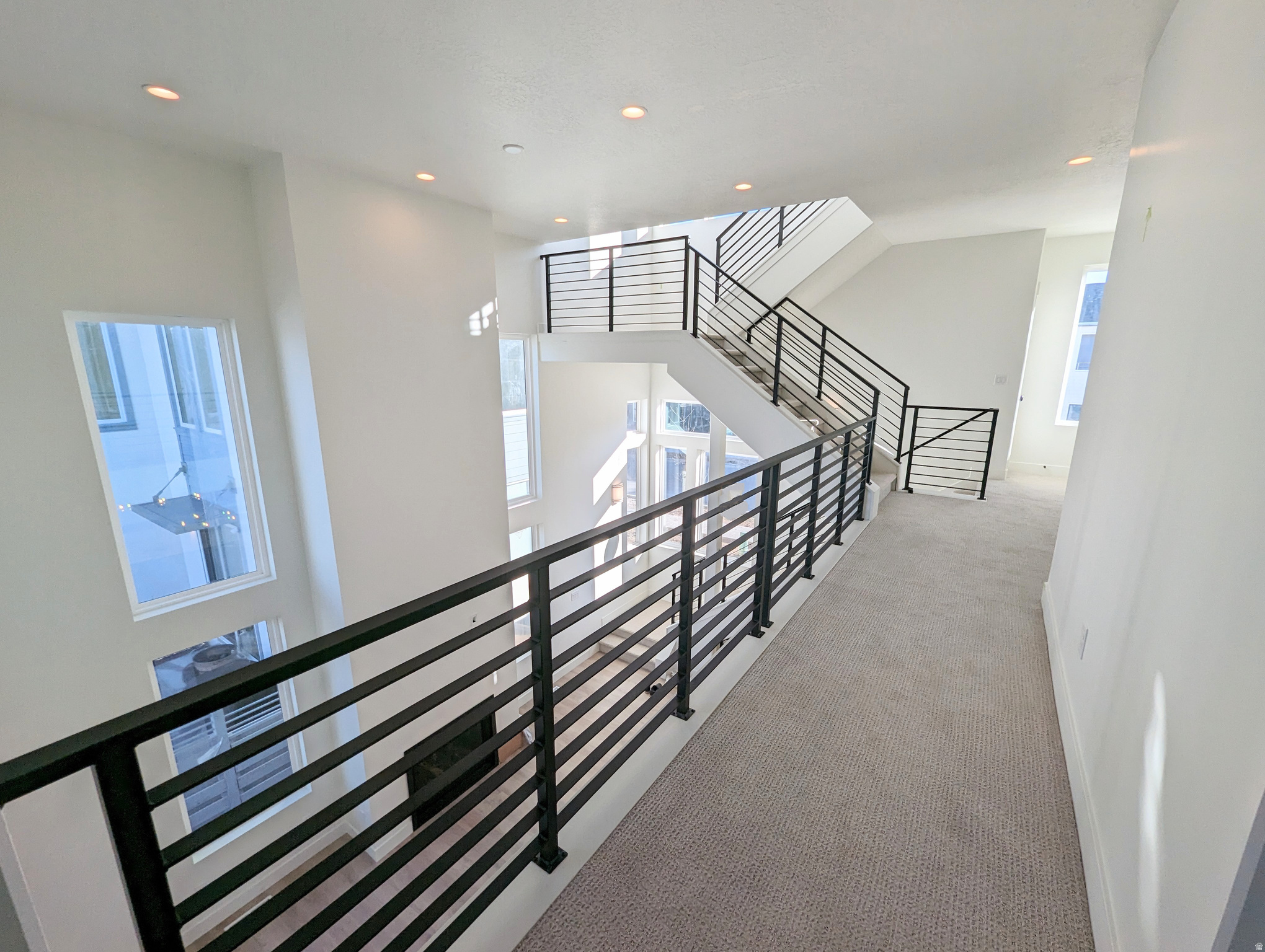 DAYBREAK - Residential