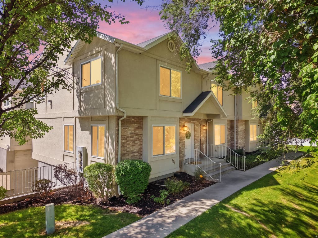 Photo of 371 E 760 N, Orem, UT 84097 (MLS # 2179583)