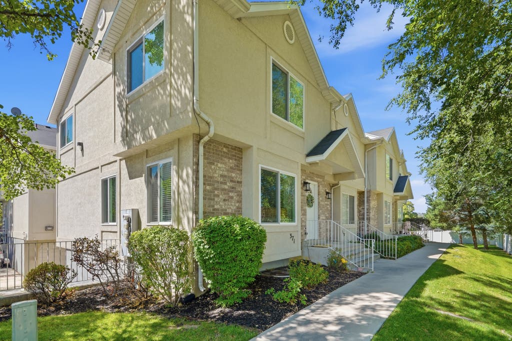 Photo of 371 E 760 N, Orem, UT 84097 (MLS # 2179583)