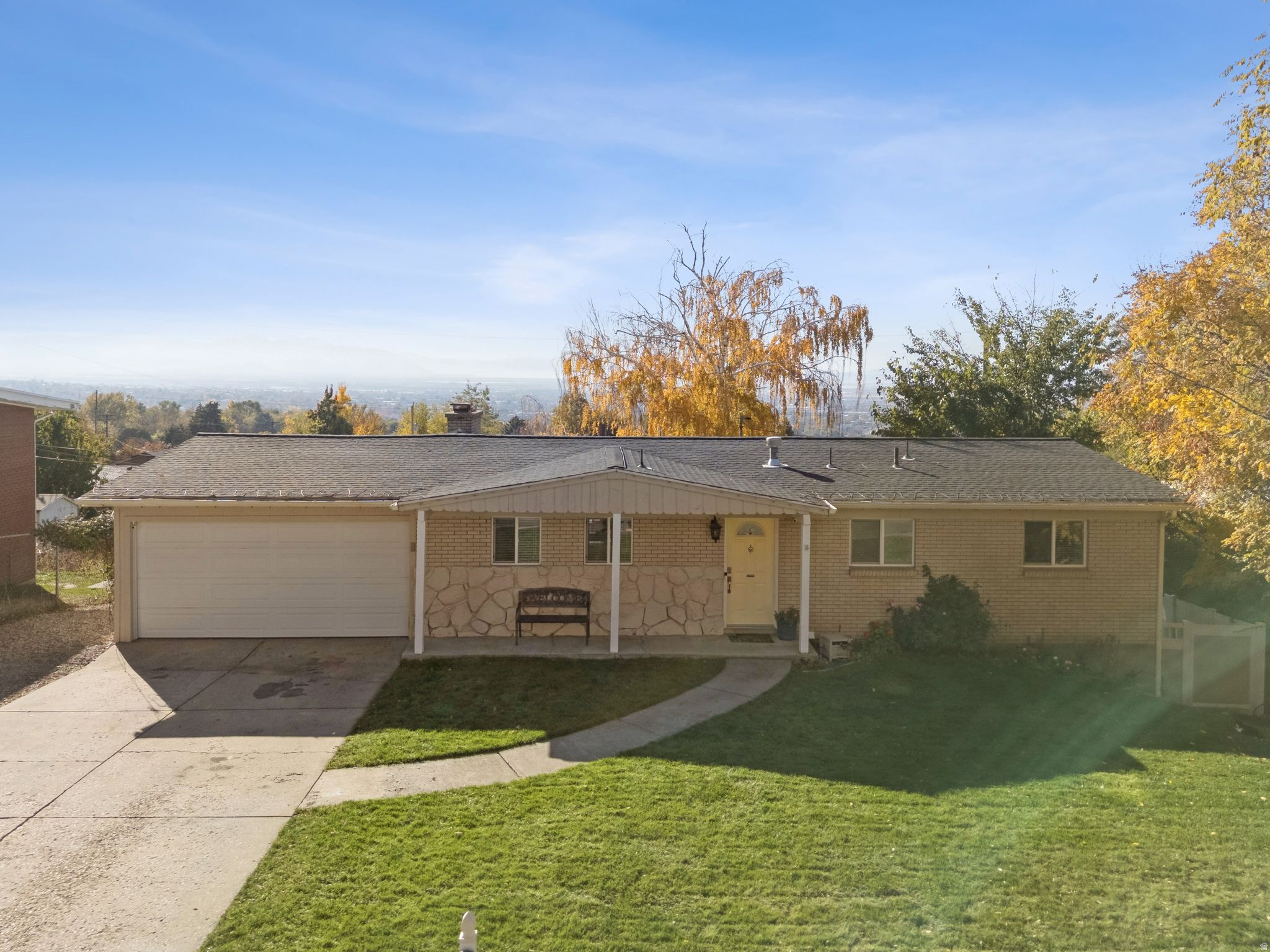 ELLIS PARK - Residential