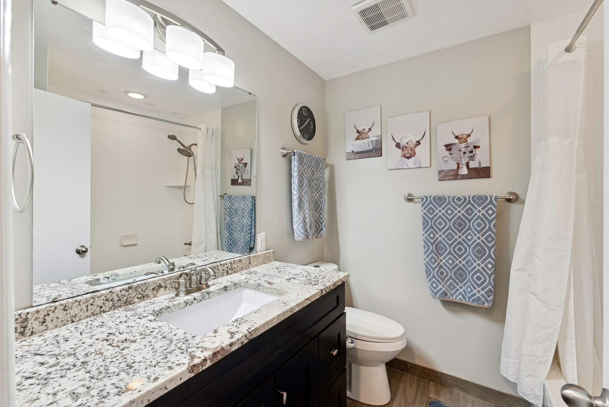 ELLIS PARK - Residential