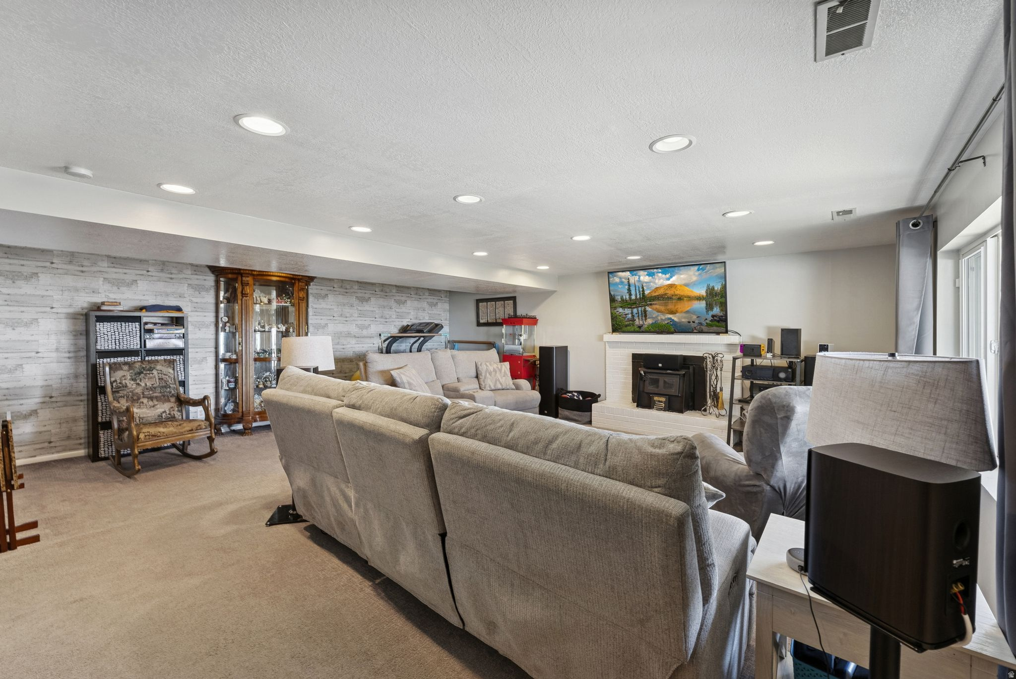 ELLIS PARK - Residential