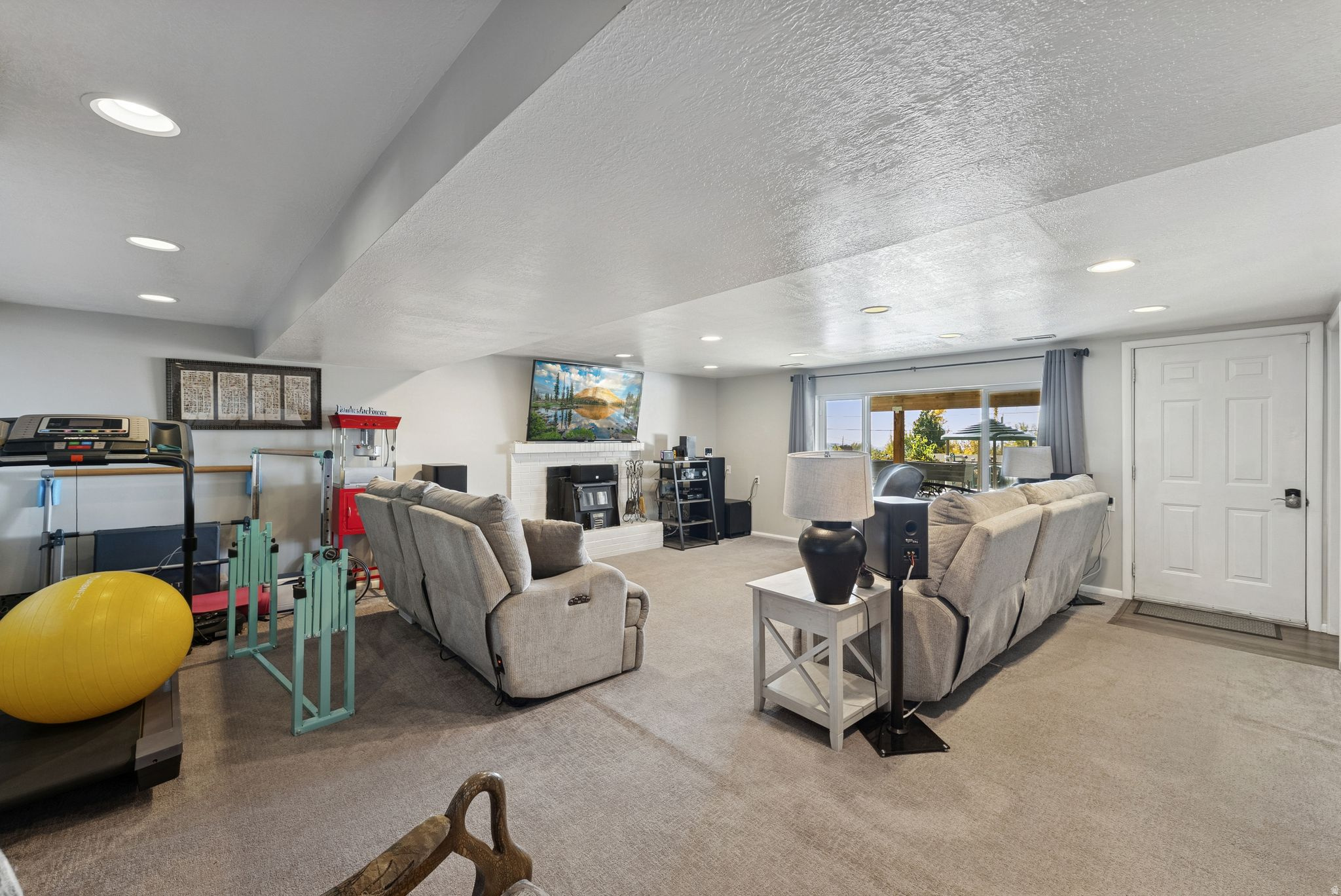 ELLIS PARK - Residential