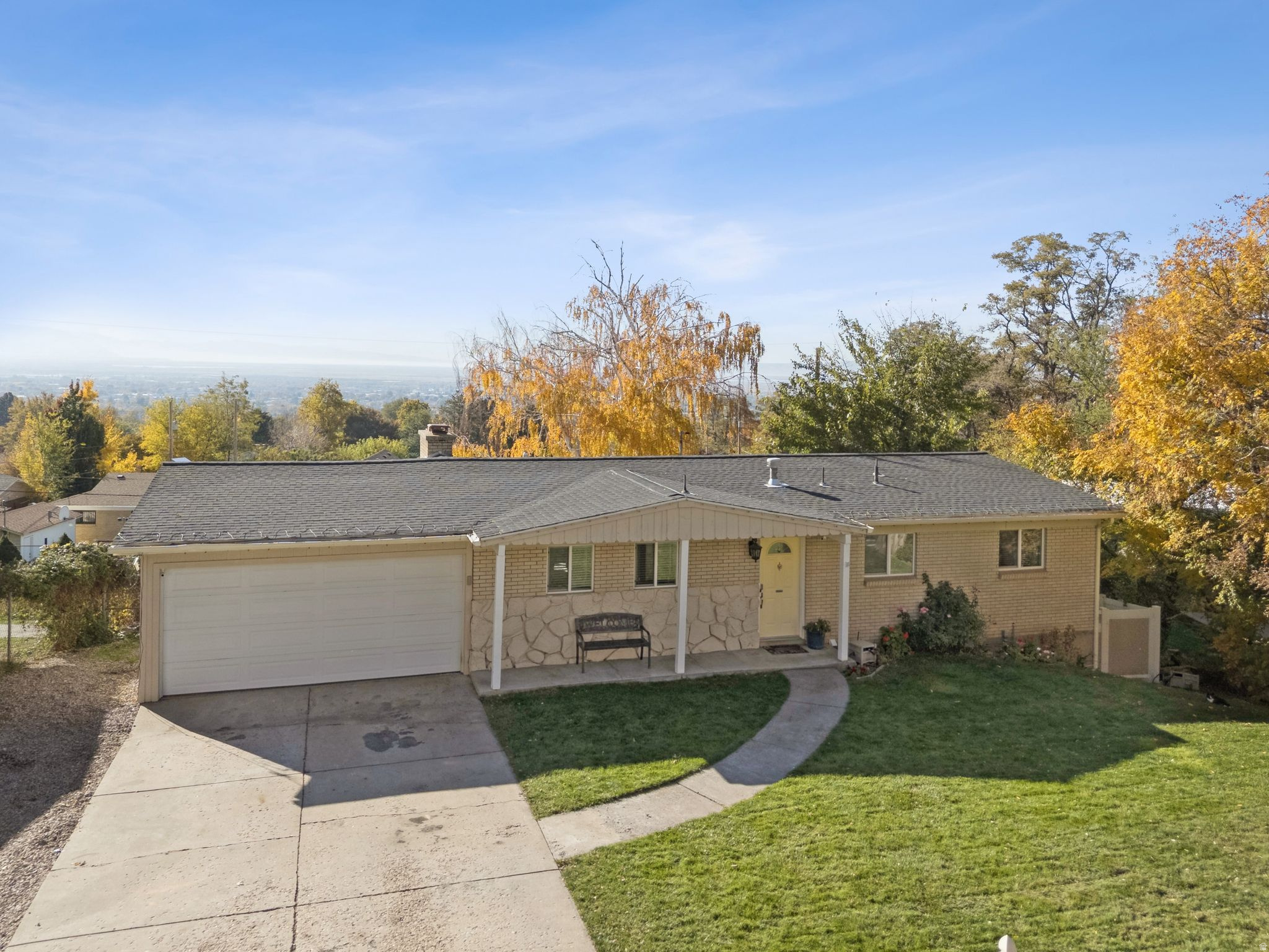 ELLIS PARK - Residential