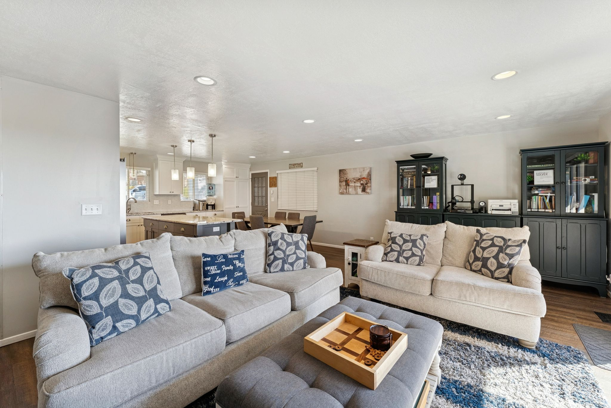 ELLIS PARK - Residential