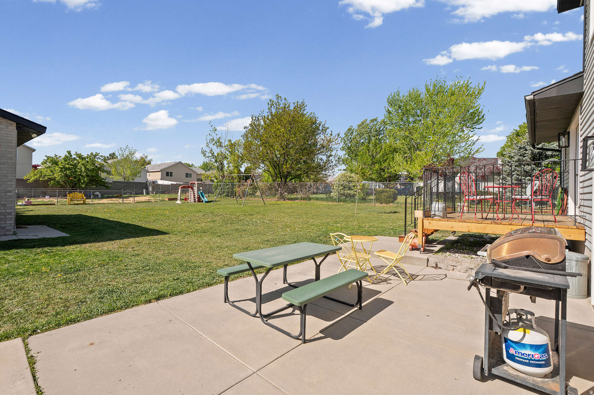 SPRINGBROOK ESTATES - Residential