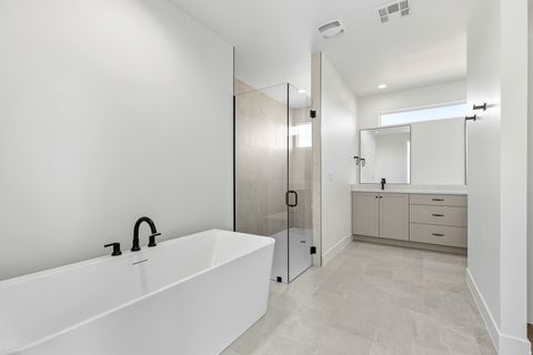 Tiny photo for 3129 S 4850 W, Hurricane, UT 84737 (MLS # 2125879)