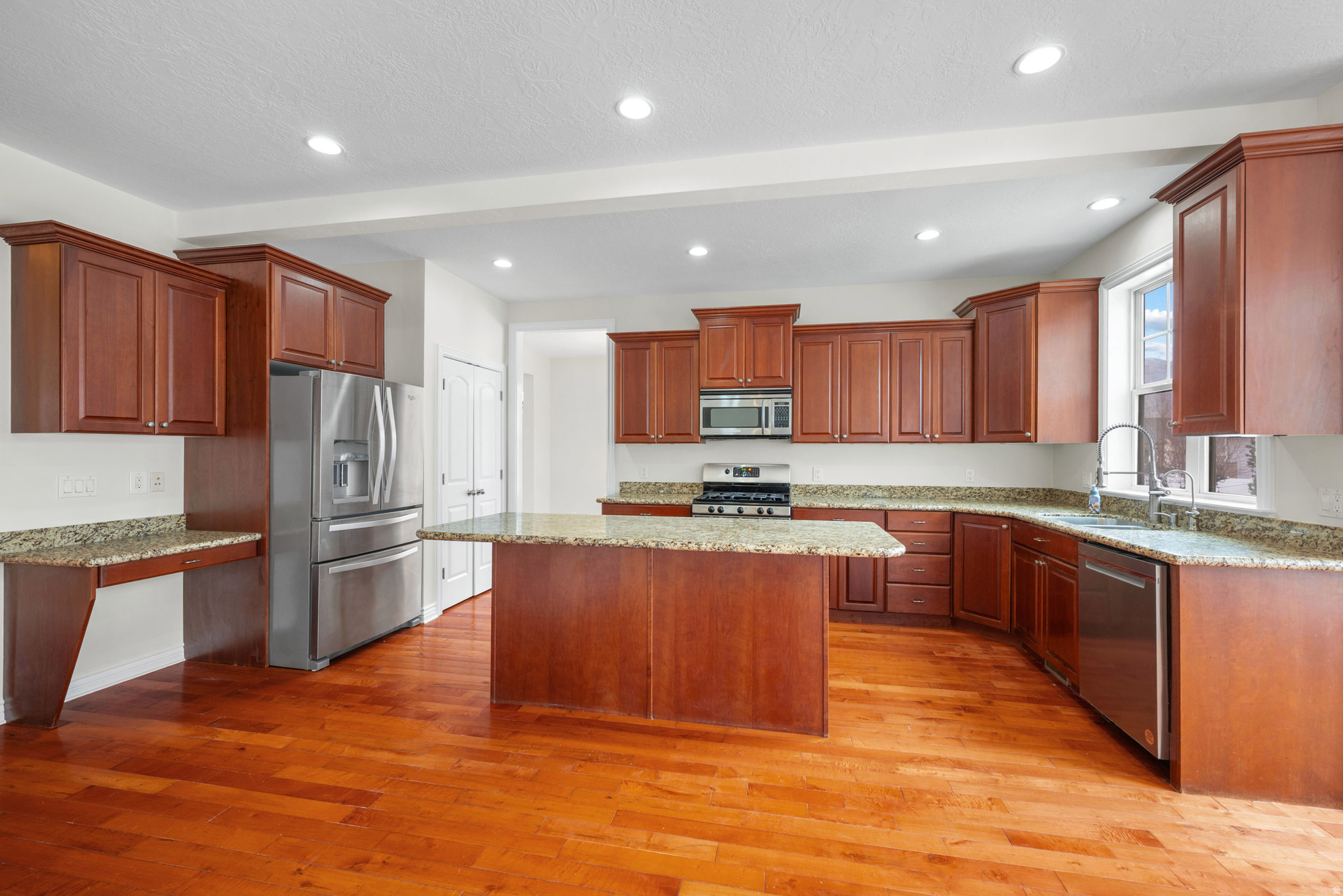 HARVEST PARK - Residential