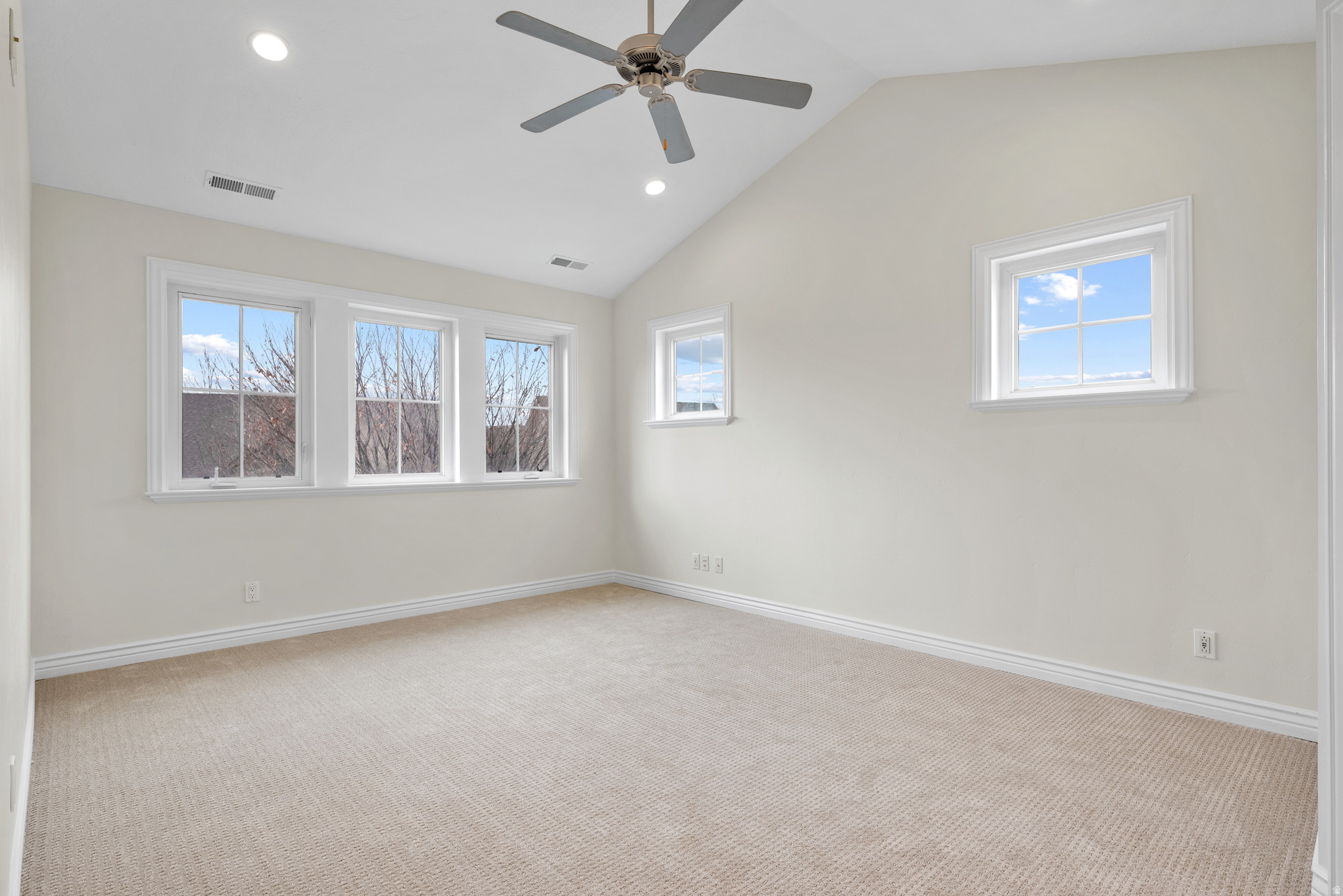 HARVEST PARK - Residential