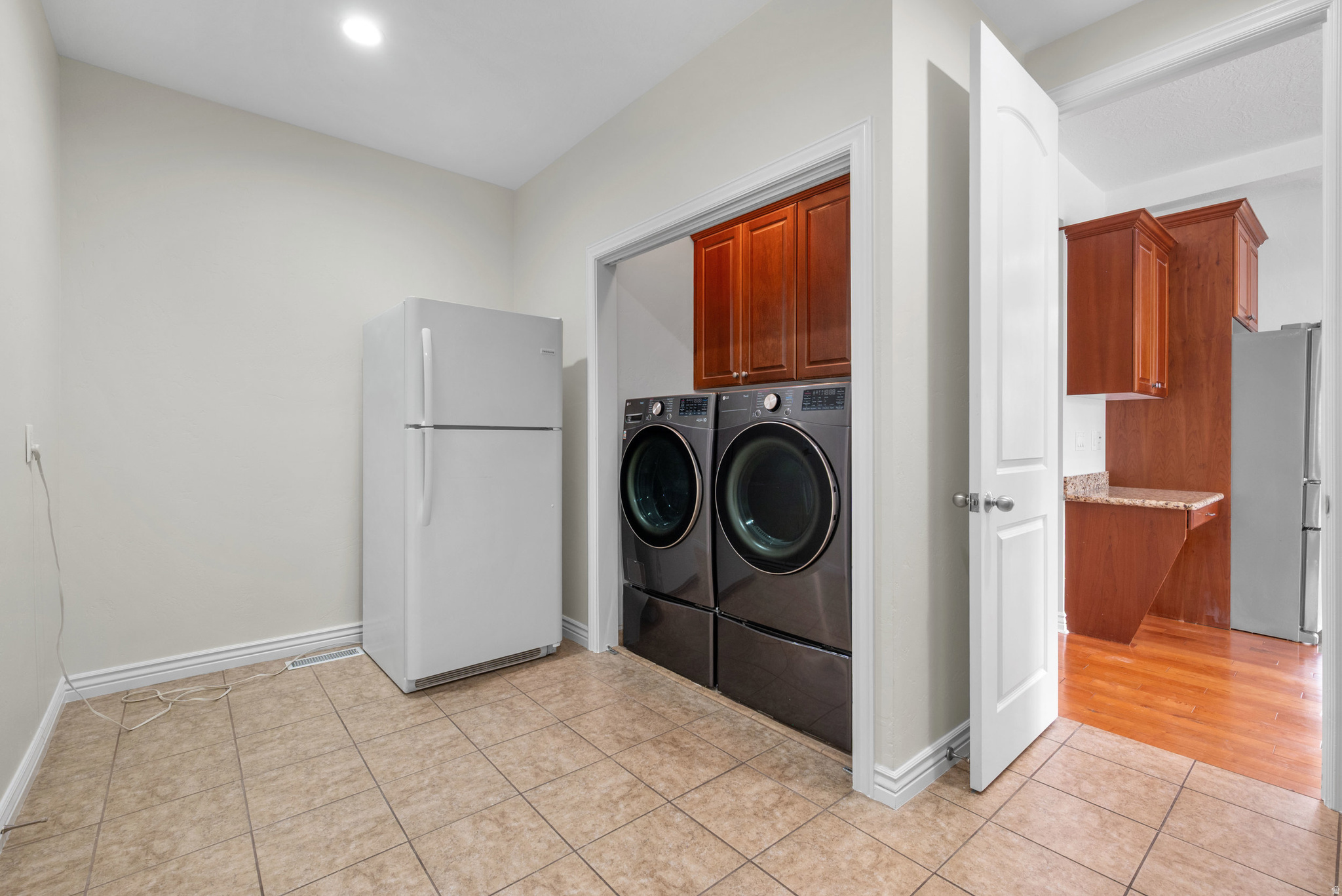 HARVEST PARK - Residential