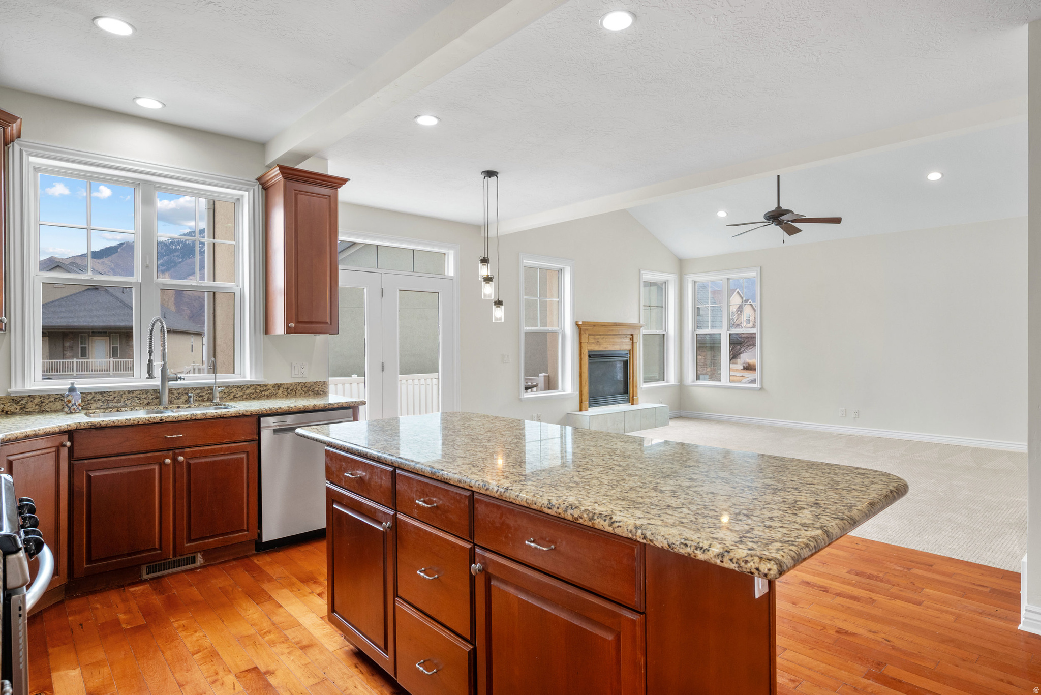 HARVEST PARK - Residential