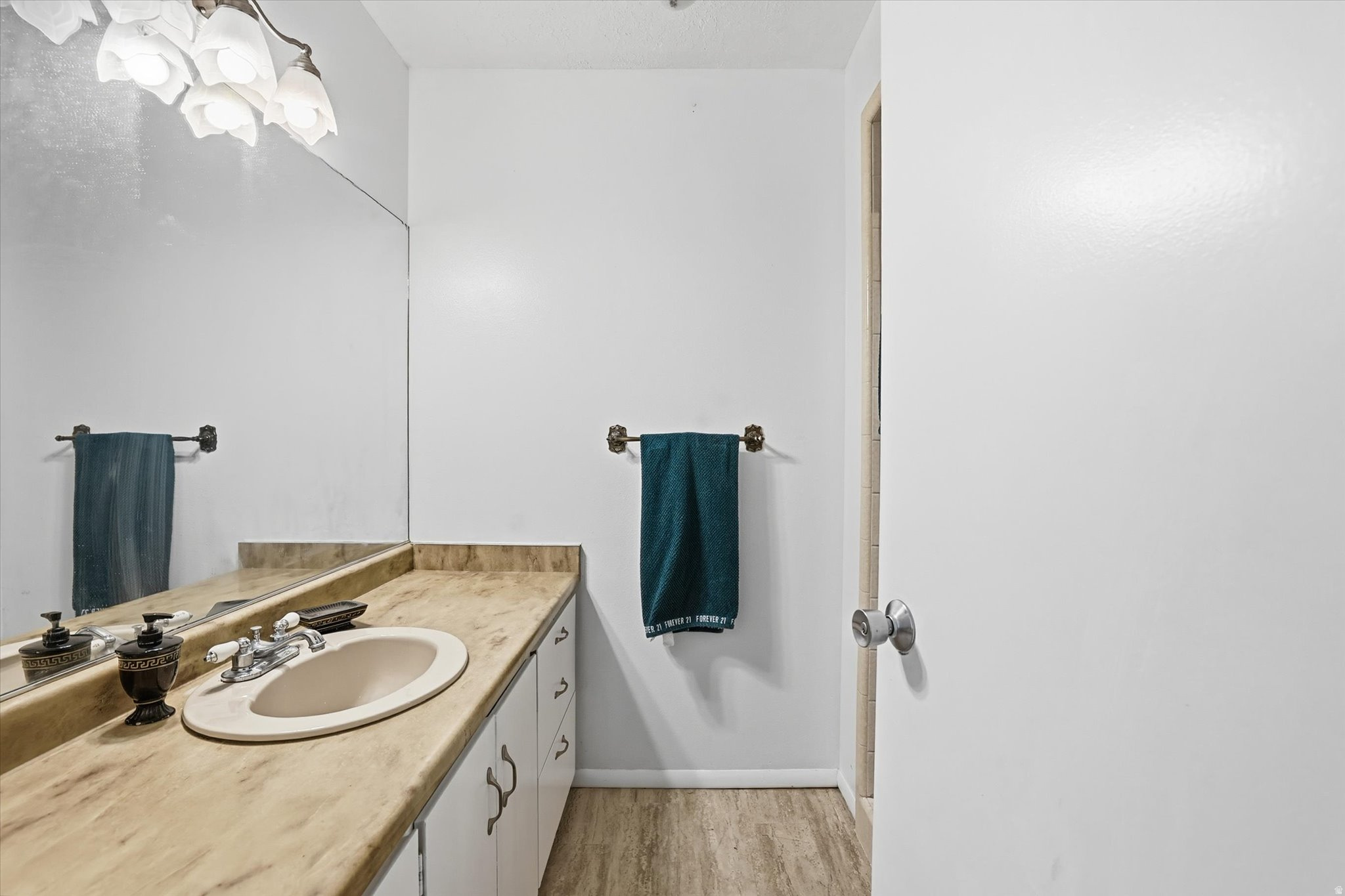 CHERRYWOOD - Residential