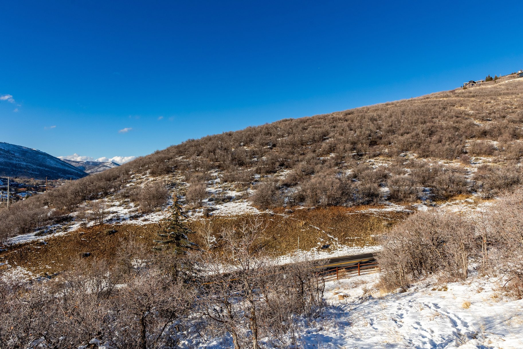 AERIE AREA-HUBER - Land