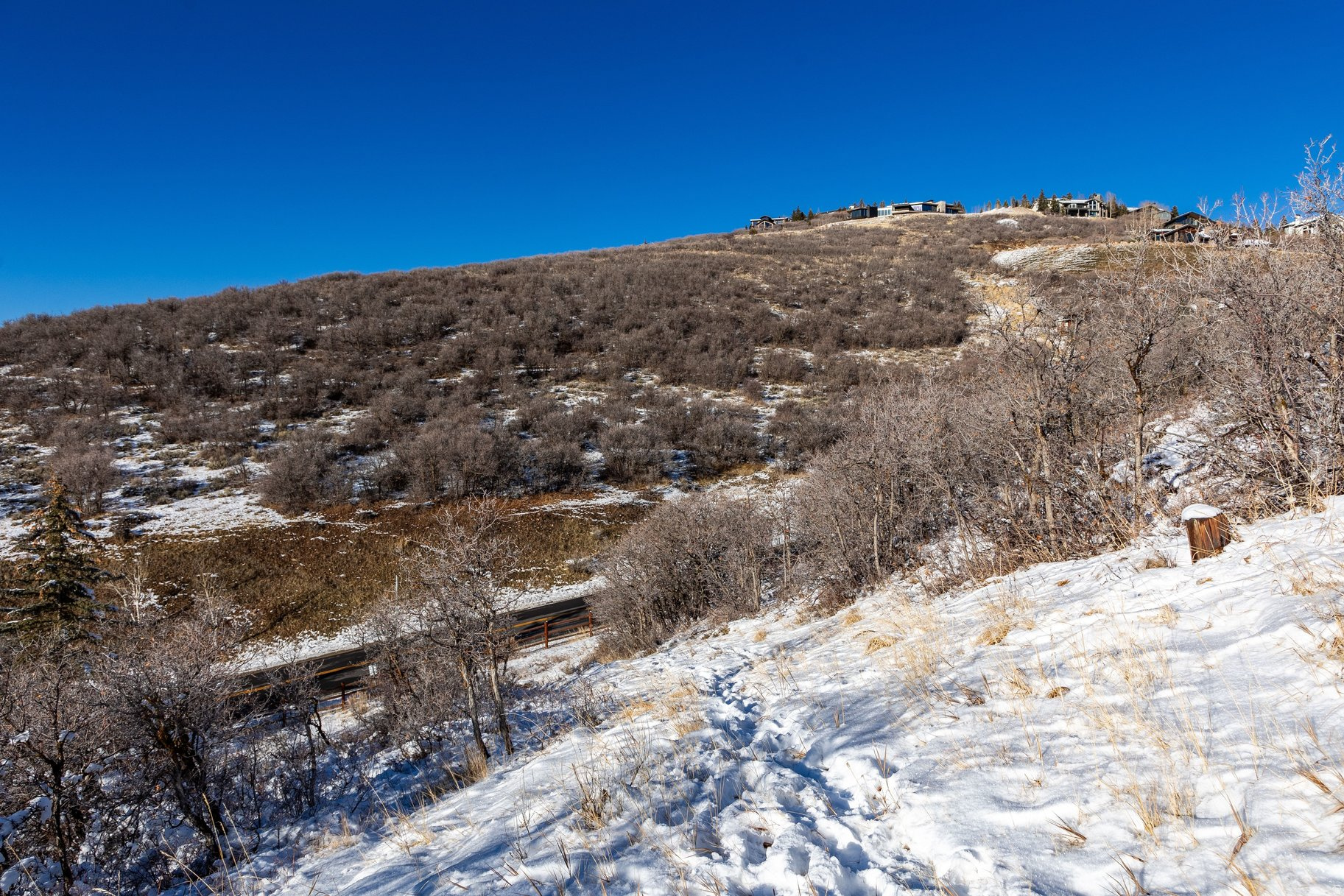 AERIE AREA-HUBER - Land