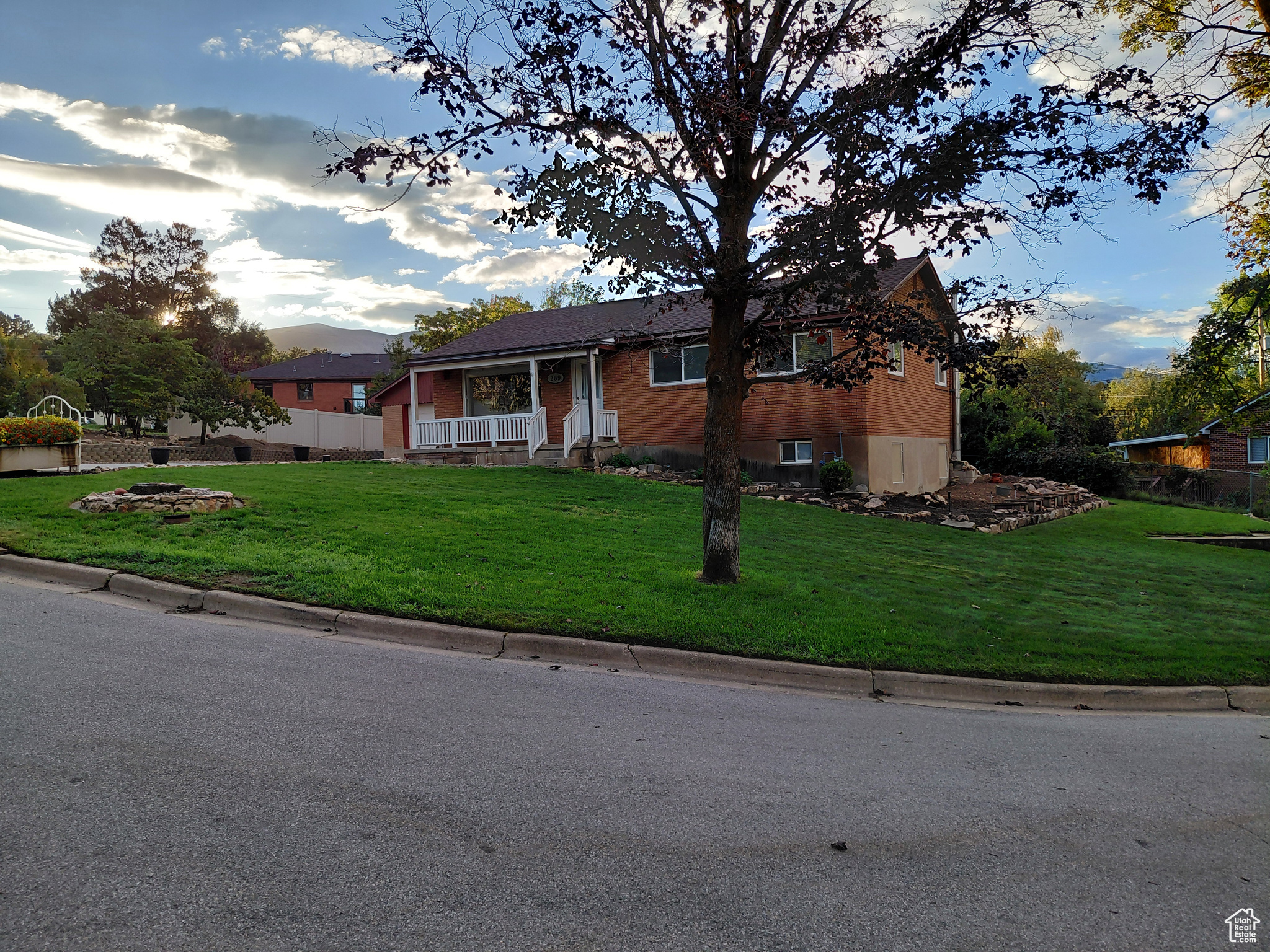 DEBLOOIS - Residential