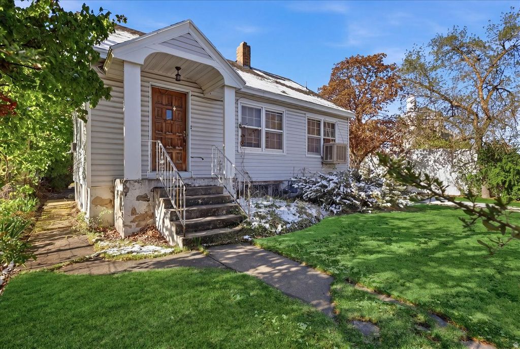 Photo of 348 E 200 N, Logan, UT 84321 (MLS # 2151822)