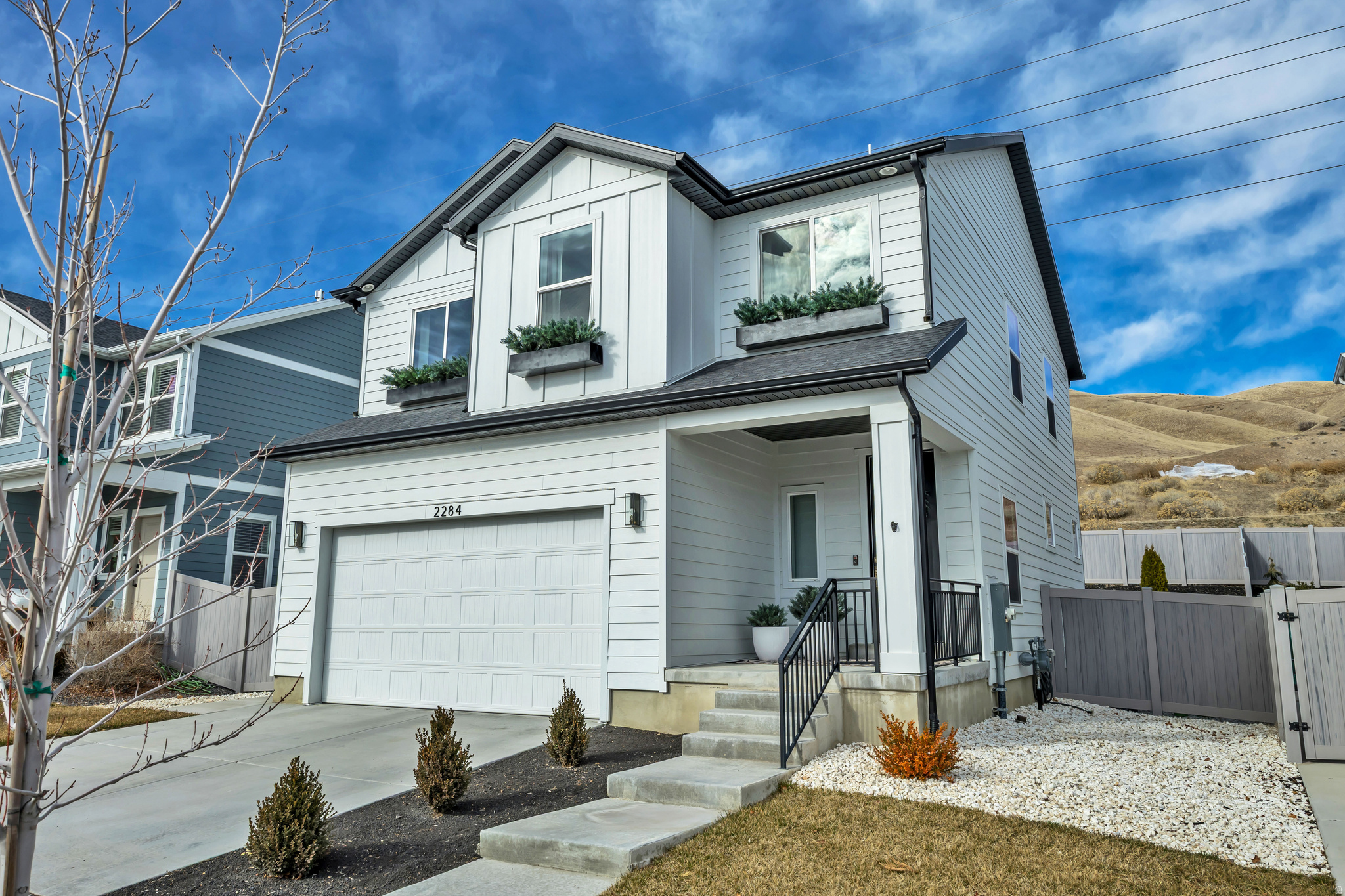 NORTHRIDGE - Residential