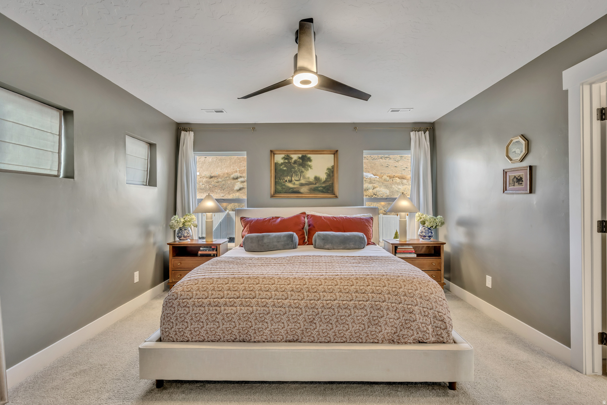 NORTHRIDGE - Residential