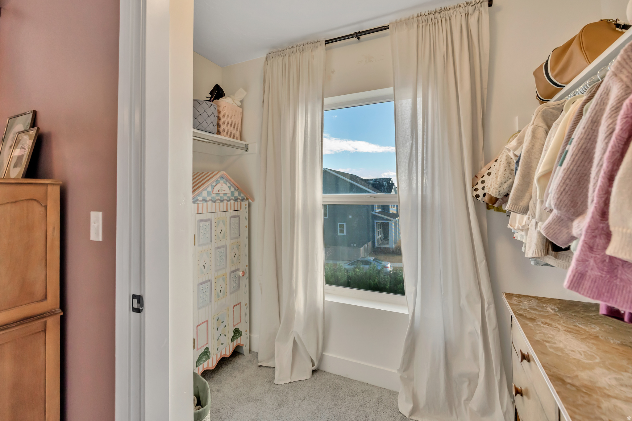 NORTHRIDGE - Residential