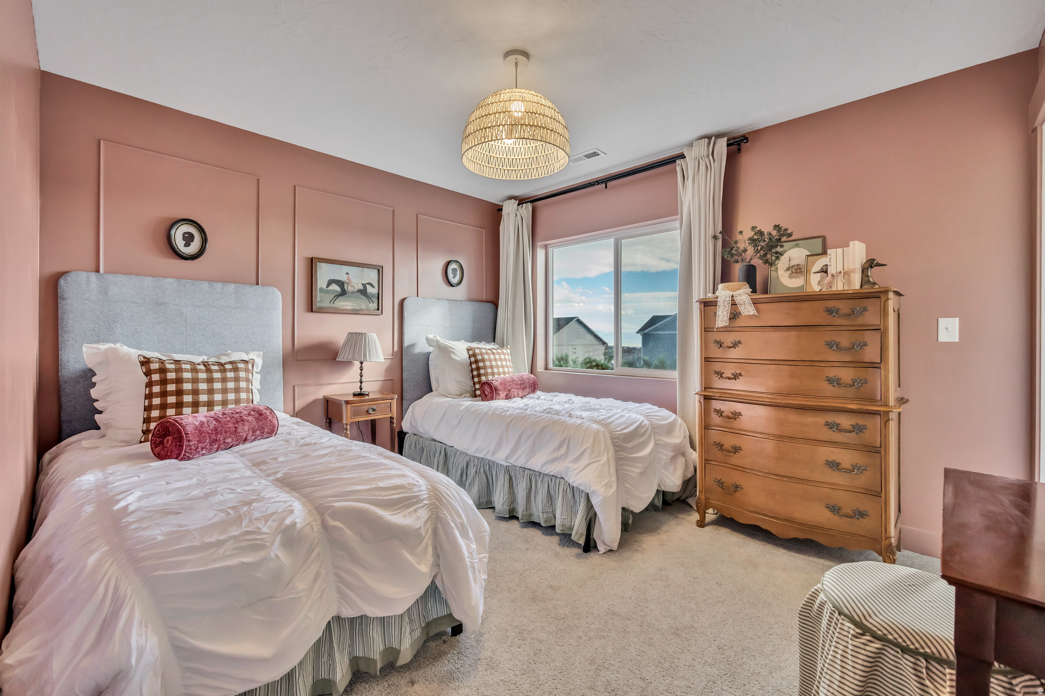 NORTHRIDGE - Residential