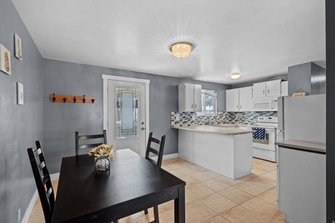 Tiny photo for 5353 W PEGGY LN, West Valley City, UT 84120 (MLS # 2145337)