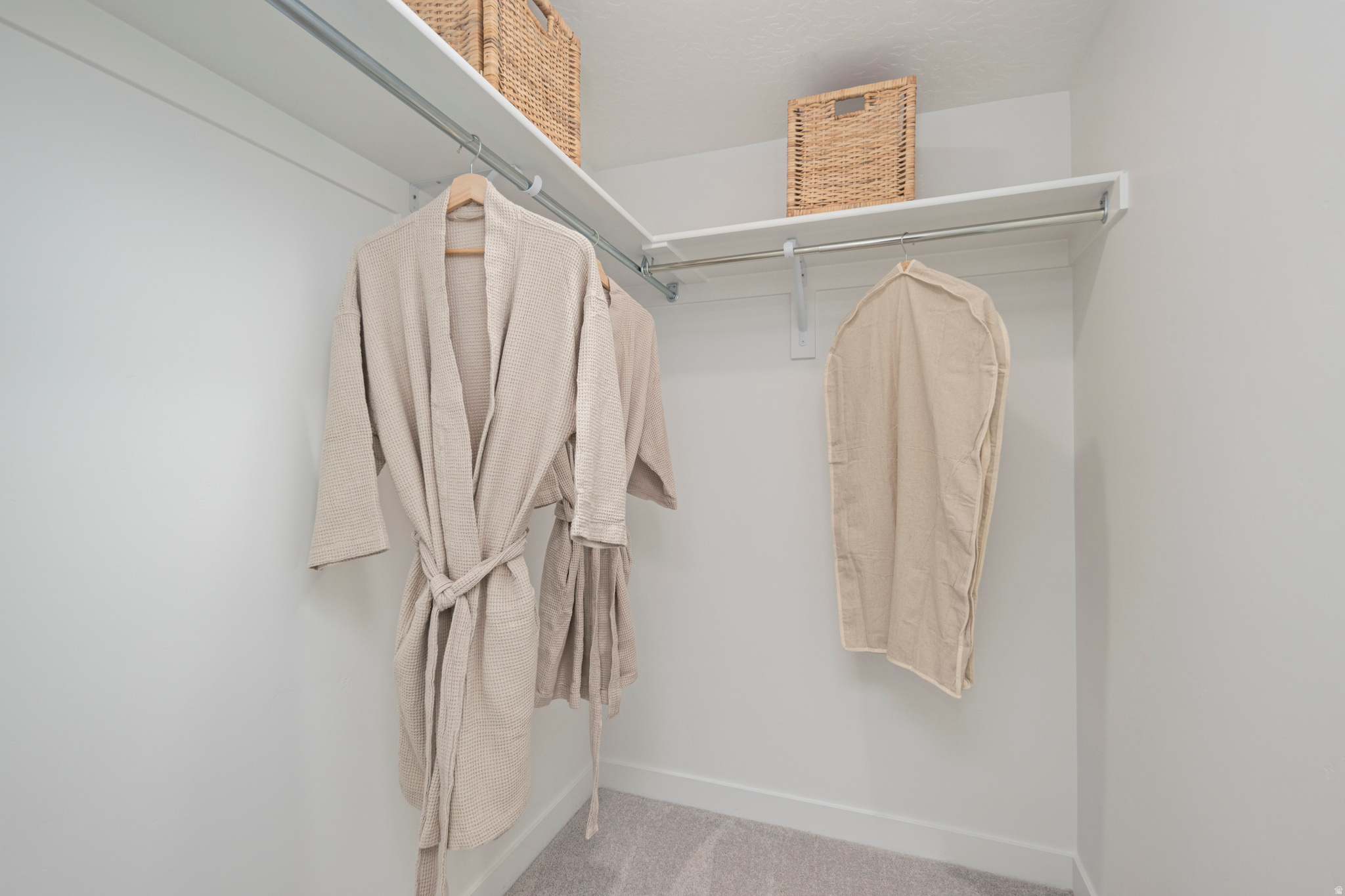 SILVER OAKS - Residential