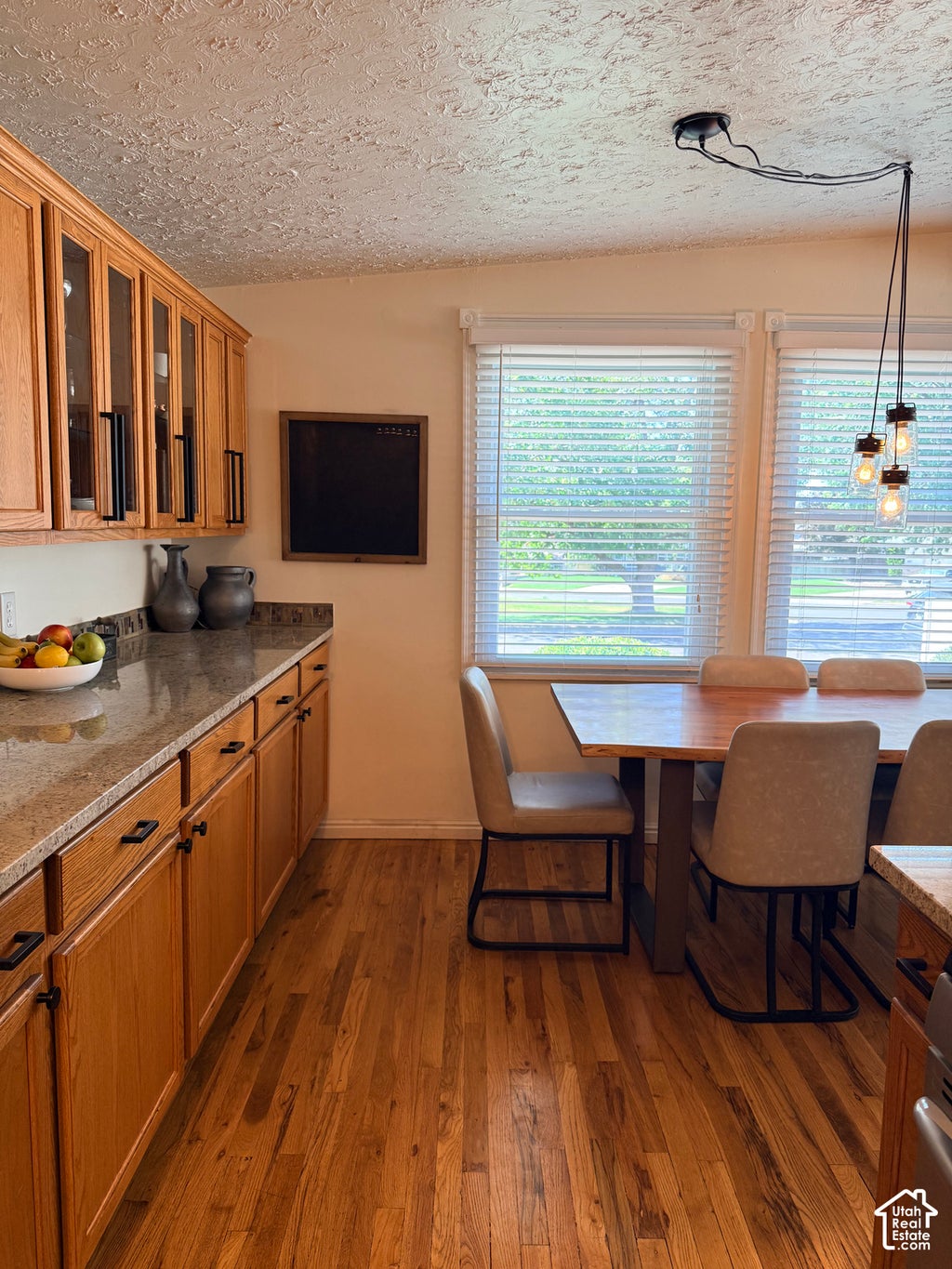 Photo of 924 N 500 E, North Salt Lake, UT 84054 (MLS # 2187504)