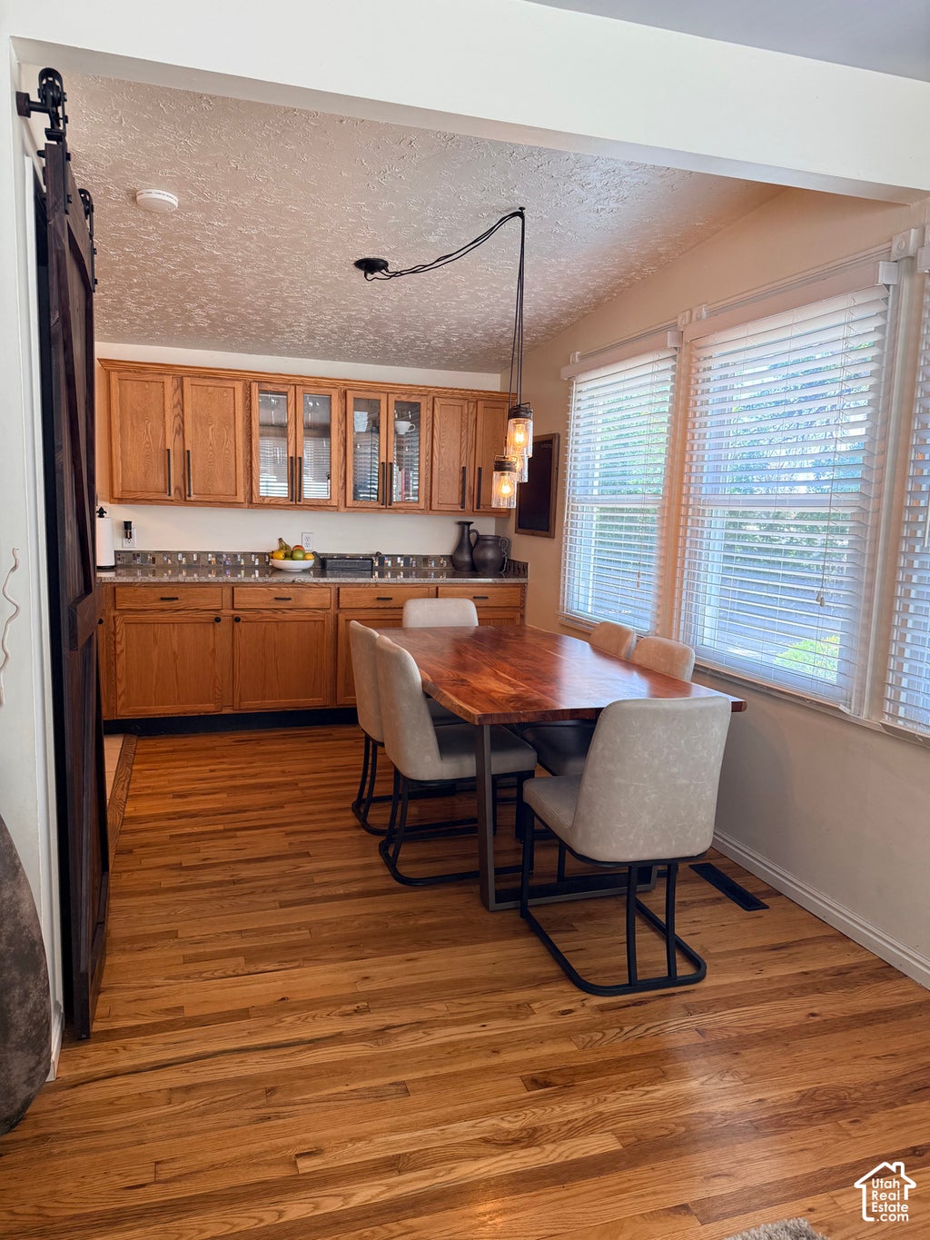 Photo of 924 N 500 E, North Salt Lake, UT 84054 (MLS # 2187504)