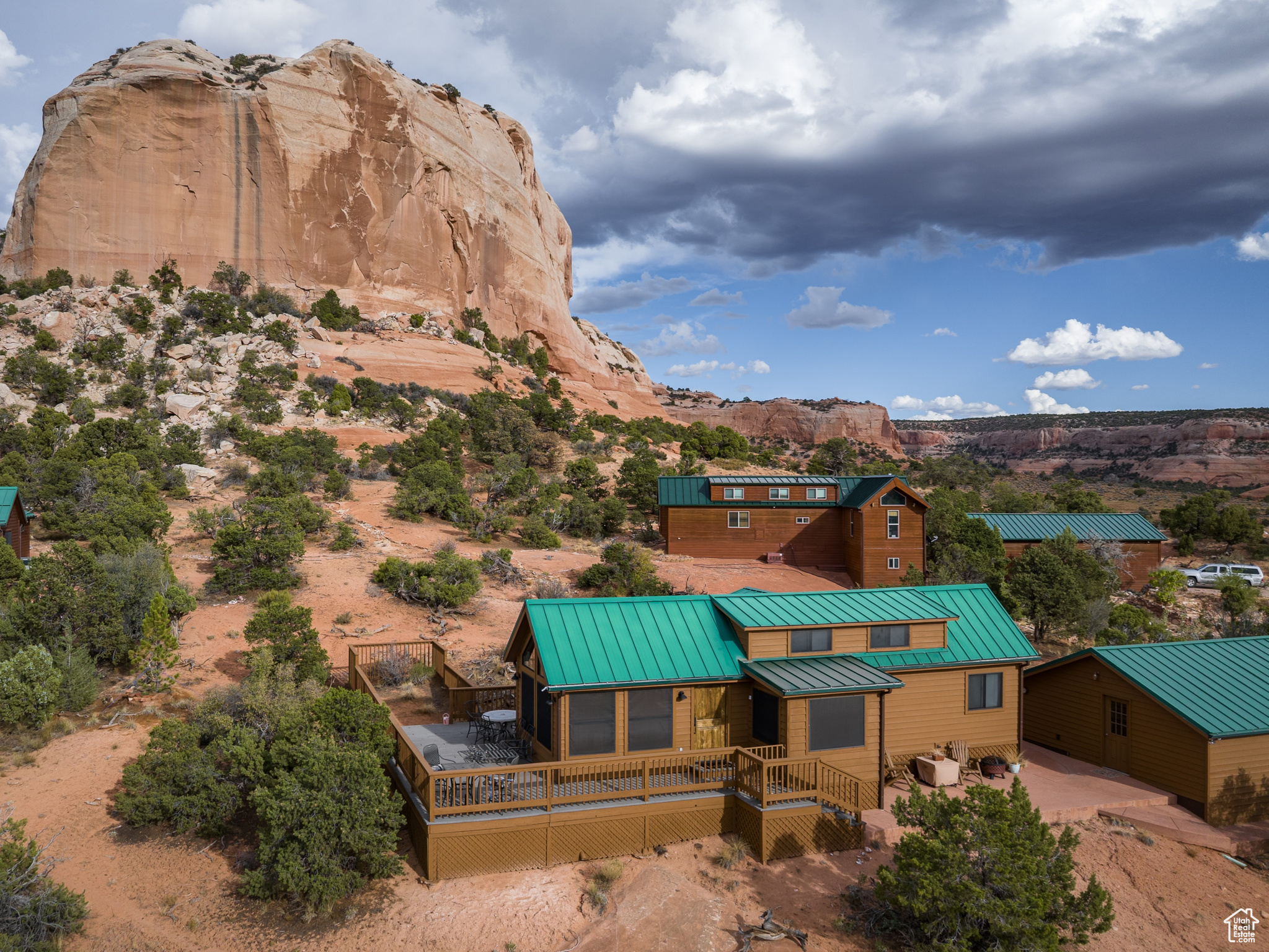WILSON ARCH RESORT - Residential