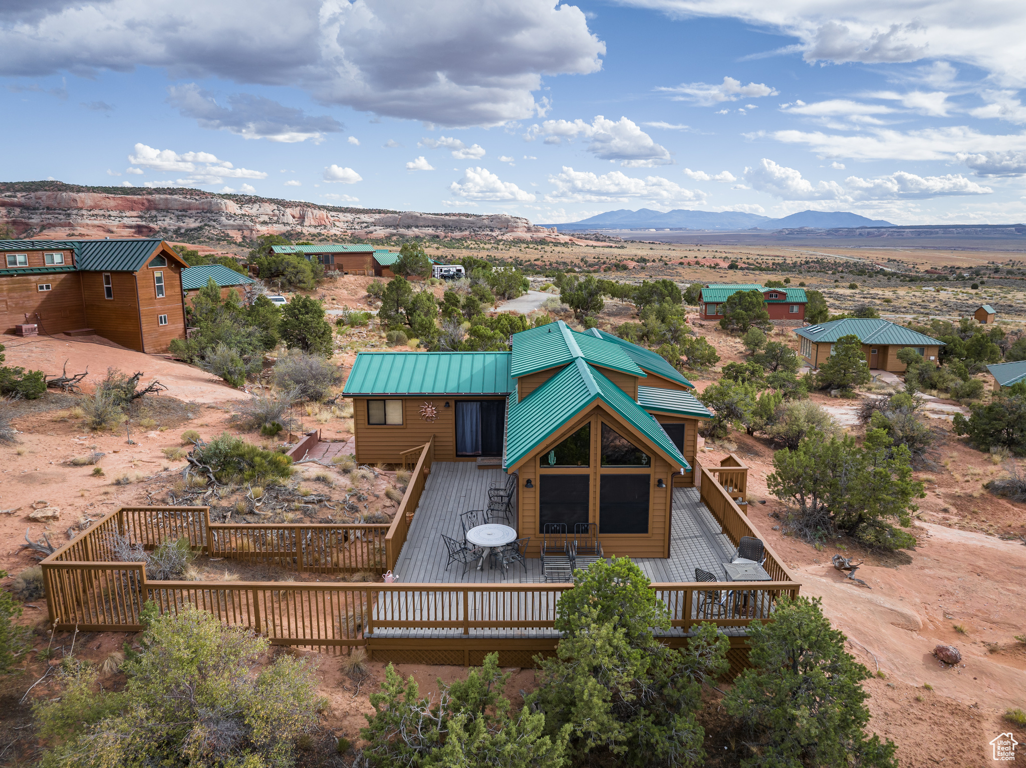 WILSON ARCH RESORT - Residential